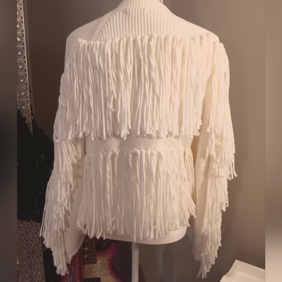 Good People Design Fringed Sweater - Picture 4 of 8